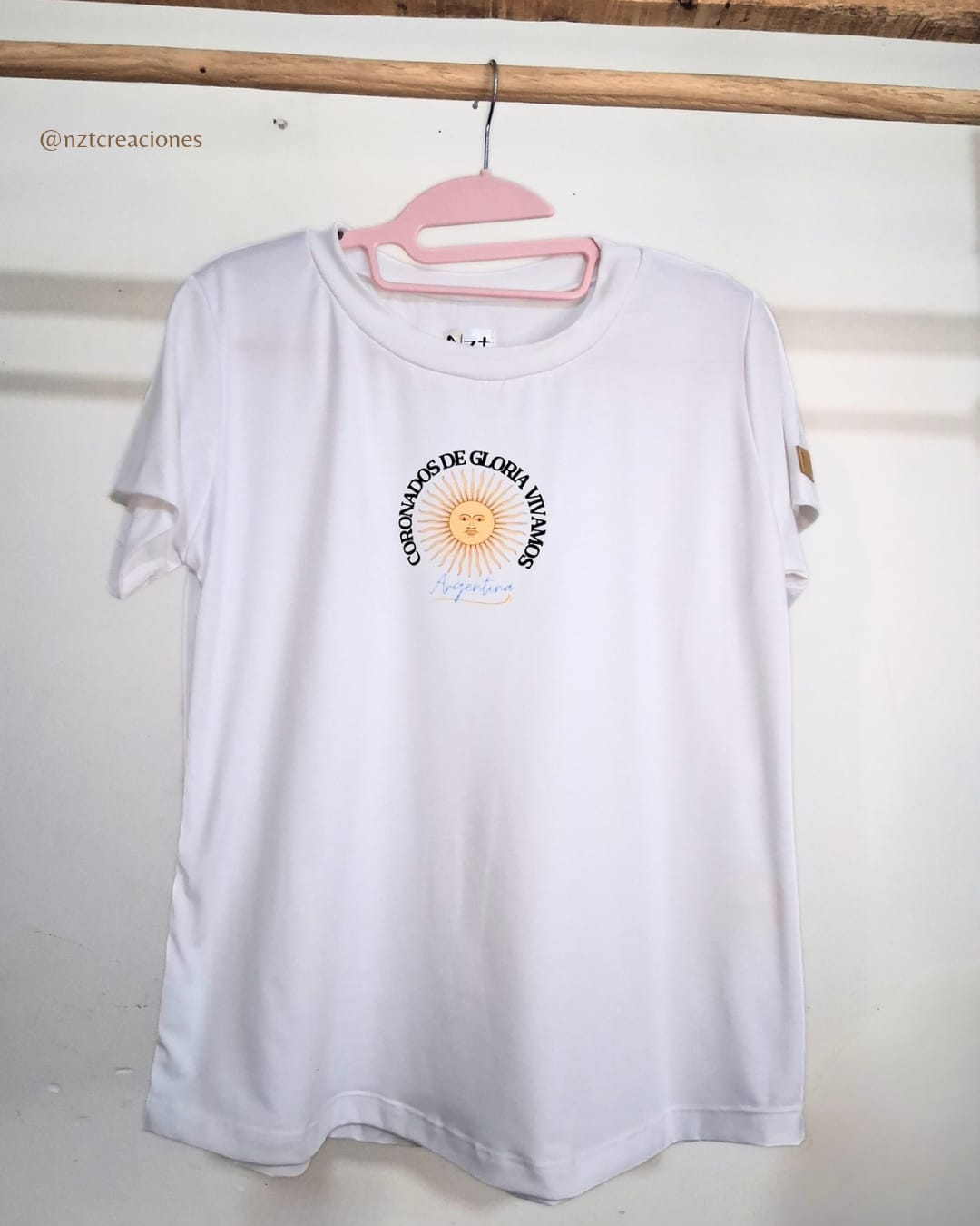 Remera Argentea: imagen 1