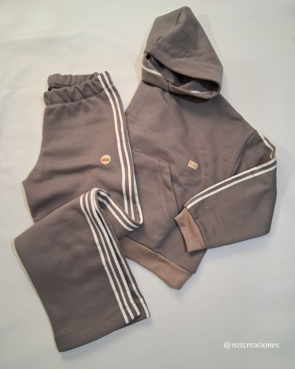 Conjunto Leona